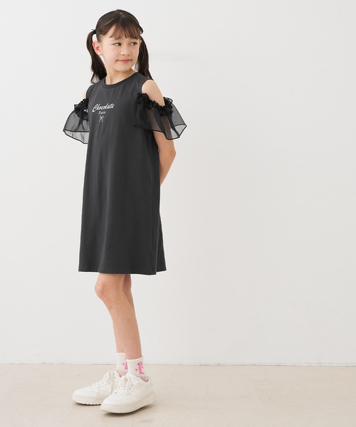 coca(coca)(コカ)の「キッズ 袖シアーワンピース(ワンピース・キッズ・チャコール/ライトピンク・130/140/150/120)」の4枚目の写真