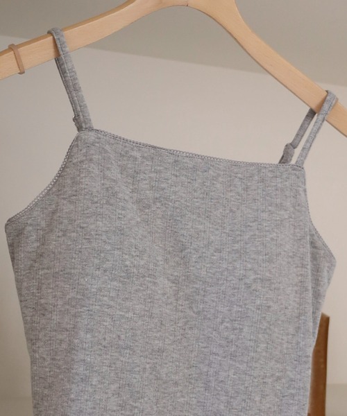 archives(アルシーヴ)の「カップ付きハリヌキカットキャミソール(キャミソール・レディース・オフホワイト・MEDIUM)」の5枚目の写真