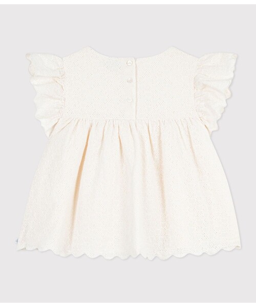 PETIT BATEAU(プチバトー)の「ハート刺繍半袖ブラウス(シャツ/ブラウス・キッズ・オフホワイト・12YEAR/10YEAR/8YEAR/6YEAR)」の7枚目の写真