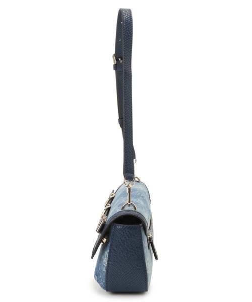 DOVIE Flap Shoulder Bag ショルダーバッグ | GUESS(ゲス) JAPAN 公式