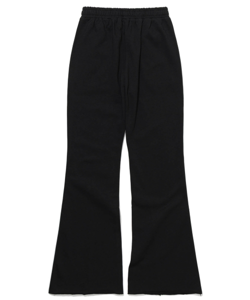 MOAA（モア）の「Raw Edge Flare Sweatpants (BLACK)（スウェットパンツ・レディース・その他・SMALL/MEDIUM）」の9枚目の写真