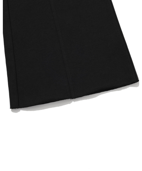 MOAA（モア）の「Raw Edge Flare Sweatpants (BLACK)（スウェットパンツ・レディース・その他・SMALL/MEDIUM）」の10枚目の写真