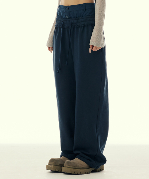 GILAARCHIVE（ギラアーカイブ）の「LAYERED WAIST SWEAT PANTS_NAVY（スウェットパンツ・レディース・その他・FREE）」の2枚目の写真