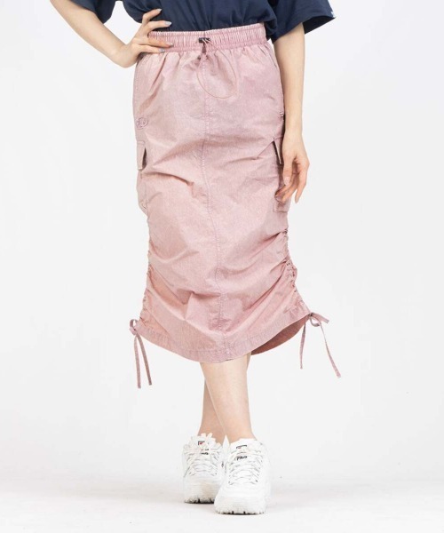 FILA(フィラ)の「FILA CARGO SKIRT(フィラ カーゴスカート)(スカート・レディース・ブラック/ピンク/グレー・MEDIUM/LARGE)」の3枚目の写真