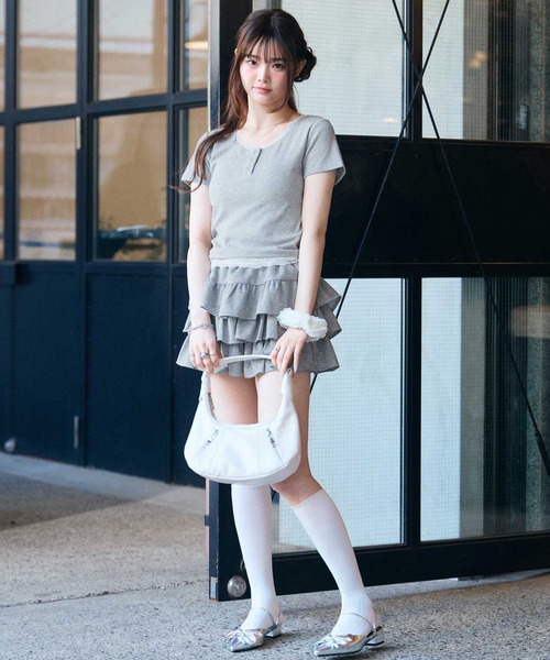 muet.（ミュエ）の「ヘンリーネックレースレイヤード風リブトップス（Tシャツ/カットソー・レディース・杢グレー/ブラック/オフホワイト・MEDIUM/LARGE）」の12枚目の写真