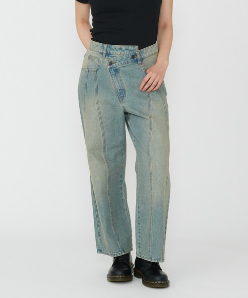 Dickies(ディッキーズ)の「Dickies/ディッキーズ ウエストクロス デニムパンツ/カーブデニムパンツ(デニムパンツ・レディース・ダークインディゴブルー/ライトインディゴブルー・26/28)」の2枚目の写真