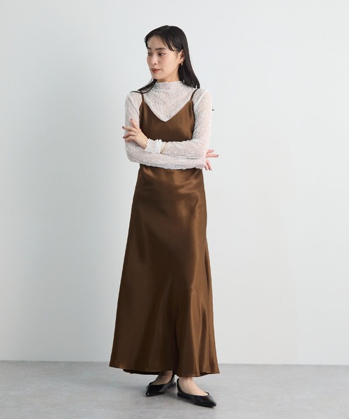 Futier land（フューティアランド）の「【1枚でサマになる】とろみサテンロングキャミワンピース（ワンピース・レディース・ブラウン/ホワイト/ブラック・LARGE/MEDIUM）」の17枚目の写真