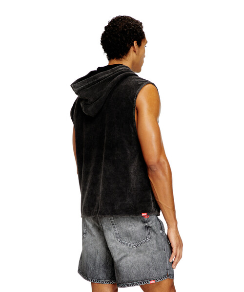 DIESEL（ディーゼル）の「メンズ スリーブレスプルオーバー ARUBA-DNM（その他トップス・メンズ・ブラック系その他・LARGE）」の2枚目の写真