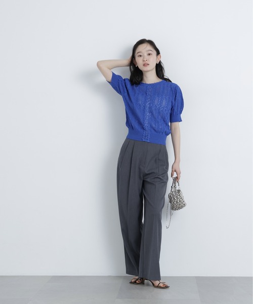N.(N. Natural Beauty Basic)(エヌエヌナチュラルビューティーベーシック)の「レーストリミング柄編みニット(ニット/セーター・レディース・ブラック/ブルー/オフホワイト・フリ-)」の4枚目の写真