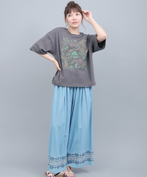 チチカカ（チチカカ）の「メヒコモチーフ刺繍Ｔシャツ（Tシャツ/カットソー・レディース・ブルーグリーン/チャコールグレー/オフホワイト・FREE）」の5枚目の写真