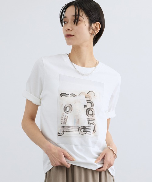 SALON adam et rope'(サロン アダム エ ロペ)の「【Lee Izumida by SALON】プリントコンパクトT(Tシャツ/カットソー・レディース・ブラック/ホワイト系その他/ホワイト・FREE)」の4枚目の写真