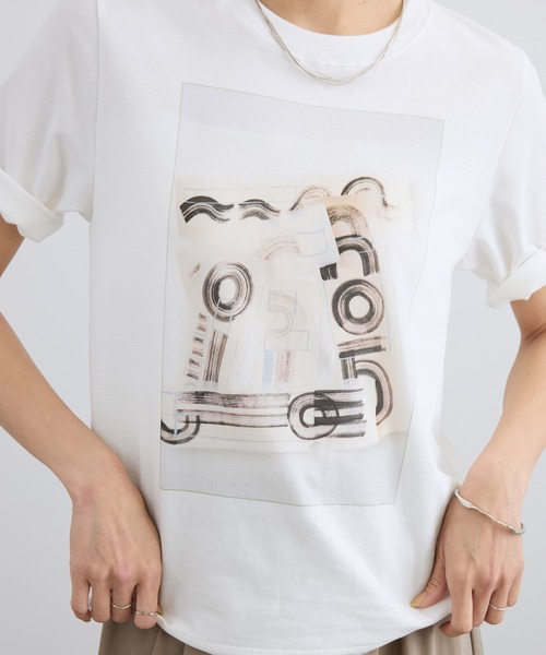 SALON adam et rope'(サロン アダム エ ロペ)の「【Lee Izumida by SALON】プリントコンパクトT(Tシャツ/カットソー・レディース・ブラック/ホワイト系その他/ホワイト・FREE)」の13枚目の写真