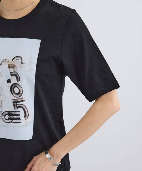SALON adam et rope'(サロン アダム エ ロペ)の「【Lee Izumida by SALON】プリントコンパクトT(Tシャツ/カットソー・レディース・ブラック/ホワイト系その他/ホワイト・FREE)」の20枚目の写真