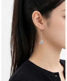 CROOKED LOVE CHAIN EAR