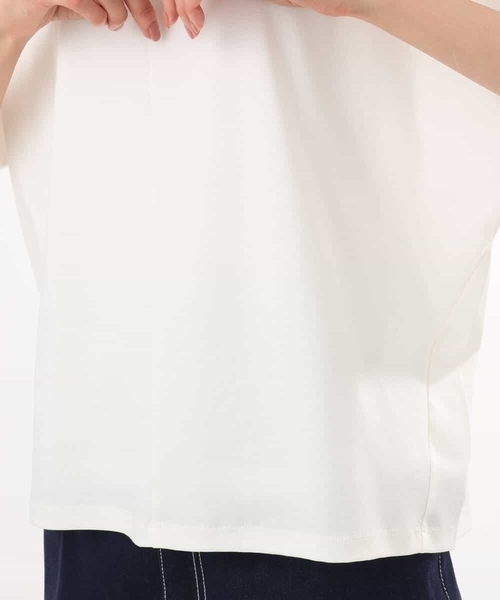 MK MICHEL KLEIN（エムケーミッシェルクラン）の「[接触冷感/洗える]シルケットスムース ドルマンスリーブカットソー（Tシャツ/カットソー・レディース・サンドベージュ/ホワイト/ブラック/グリーン系/ライトベージュ/ダークグレー・38）」の10枚目の写真
