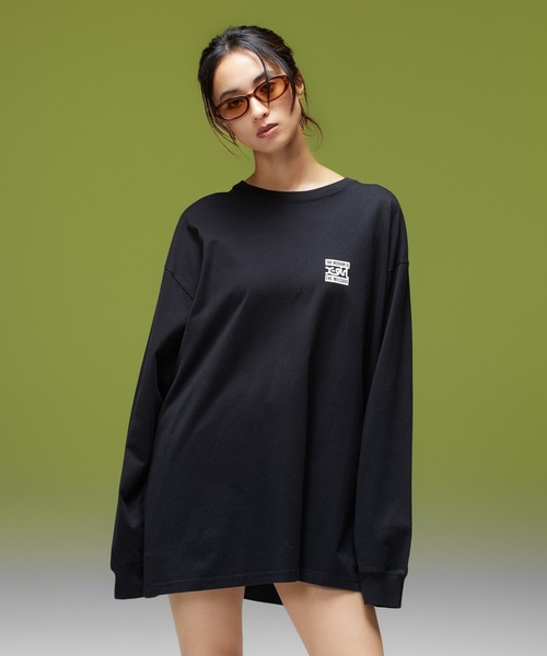 X-girl(エックスガール)の「BRUSHED COLLAGE GRAPHIC LOGO L/S BIG TEE DRESS(ワンピース・レディース・ブラック/ホワイト・M/S)」の11枚目の写真