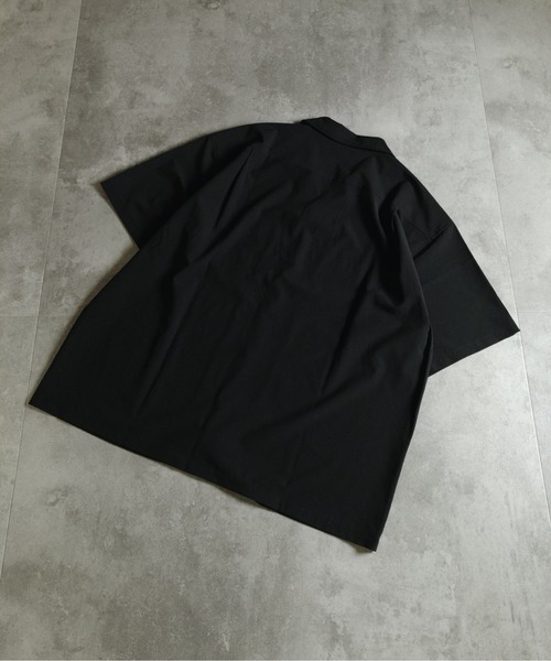 many men many mind(メニーメンメニーマインド)の「MANYMENMANYMINDS / AIRLEAKFABRIC/半袖オープンカラーシャツ(シャツ/ブラウス・メンズ・チャコール/ブラック・X-LARGE/LARGE/MEDIUM)」の9枚目の写真