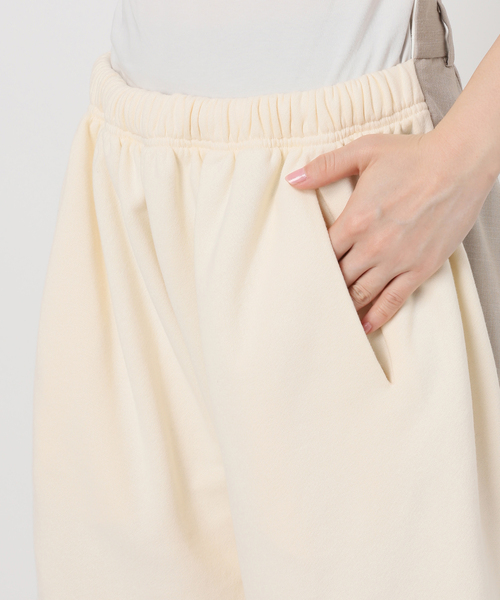 AP STUDIO(エーピーストゥディオ)の「【BETTTER/ベター】TRACK SUIT TROUSER(スウェットパンツ・レディース・ベージュ・FREE)」の15枚目の写真