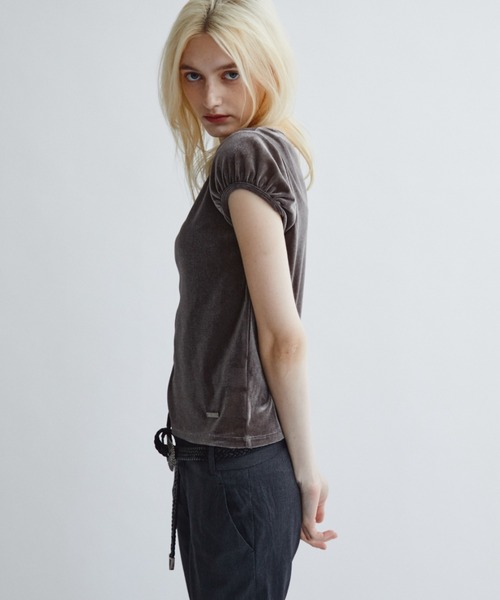 ANF.MUU(アンフムー)の「【ロゴプレート付き】フロッキーベロアフレンチスリーブT(Tシャツ/カットソー・レディース・ブラウン/グレー/オフホワイト/グリーン・FREE)」の21枚目の写真