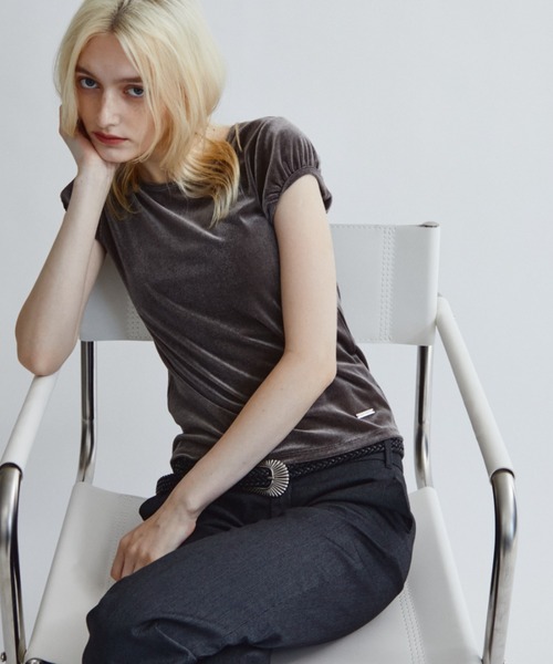 ANF.MUU(アンフムー)の「【ロゴプレート付き】フロッキーベロアフレンチスリーブT(Tシャツ/カットソー・レディース・ブラウン/グレー/オフホワイト/グリーン・FREE)」の20枚目の写真