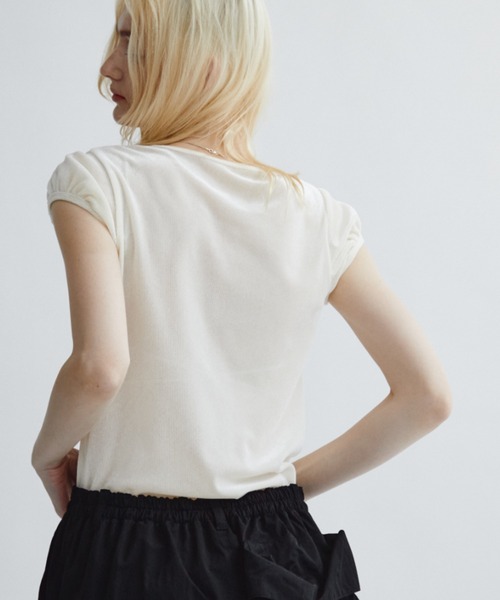 ANF.MUU(アンフムー)の「【ロゴプレート付き】フロッキーベロアフレンチスリーブT(Tシャツ/カットソー・レディース・ブラウン/グレー/オフホワイト/グリーン・FREE)」の11枚目の写真