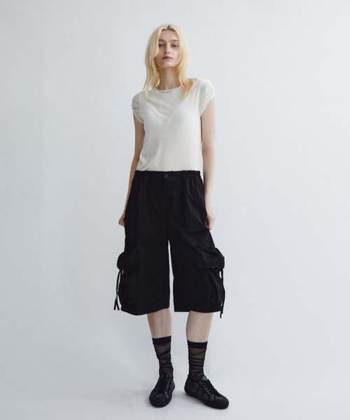 ANF.MUU(アンフムー)の「【ロゴプレート付き】フロッキーベロアフレンチスリーブT(Tシャツ/カットソー・レディース・ブラウン/グレー/オフホワイト/グリーン・FREE)」の10枚目の写真
