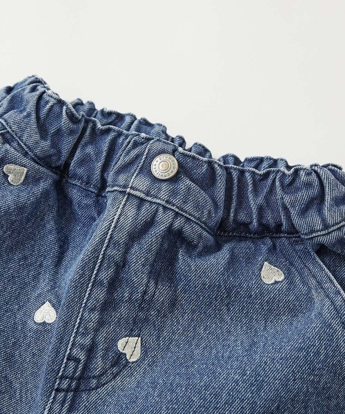 devirock(デビロック)の「360度かわいい ハートと花がえらべる 全面 刺繍 デニム ワイドパンツ(デニムパンツ・キッズ・ネイビー系2/サックスブルー系1/ネイビー系1/サックスブルー系2/サックスブルー系3/ブラック系・100cm/110cm/120cm/130cm/140cm/150cm/160cm)」の14枚目の写真