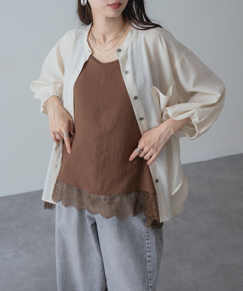 refinedworks（リファインドワークス）の「【refinedworks】UV対策 冷房対策 にも◎ シアーシャツ（シャツ/ブラウス・レディース・キャメル/アイボリー/チャコールグレー・FREE）」の5枚目の写真