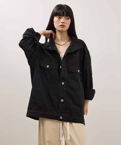 ADAM ET ROPE'(アダムエロペ)の「【WEB限定】・【定番】スタンドネックデニムジャケット(デニムジャケット・レディース・ブルー/ブルー系その他2/ブラック・36/38)」の2枚目の写真
