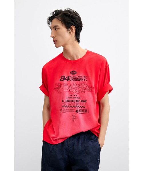 【新品】Ado タイポグラフィTシャツ　韓国ソウル限定カラー(Mサイズ) タイポグラフィ グラフィック 半袖Tシャツ【2026-2027年秋冬新作】（T