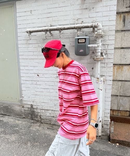 ipugo(イプゴ)の「ipugo/イプゴ マルチボーダー オーバーサイズTシャツ 2026秋物 秋服 2026年秋冬(Tシャツ/カットソー・レディース・ピンク/ネイビー・FREE)」の11枚目の写真
