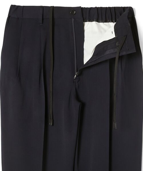 N.HOOLYWOOD COMPILE(N.ハリウッド コンパイル)の「2TUCK TROUSERS(スラックス・メンズ・ブラック/ネイビー/チャコール・40/38/36)」の13枚目の写真