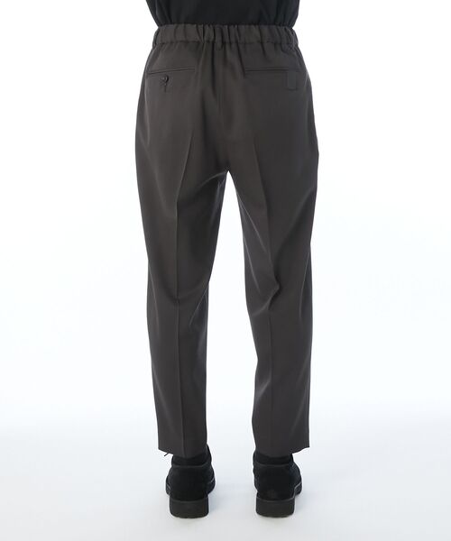 N.HOOLYWOOD COMPILE(N.ハリウッド コンパイル)の「2TUCK TROUSERS(スラックス・メンズ・ブラック/ネイビー/チャコール・40/38/36)」の18枚目の写真