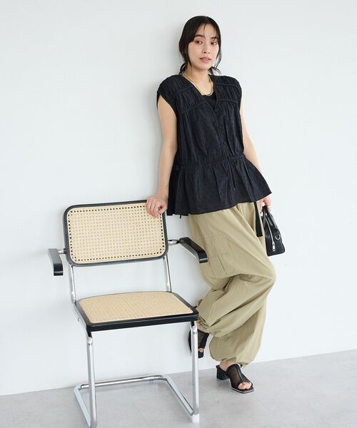 CRAFT STANDARD BOUTIQUE(クラフトスタンダードブティック)の「ベルト付ライトタフタカーゴパンツ(その他パンツ・レディース・ベージュ/ホワイト・M/L)」の21枚目の写真