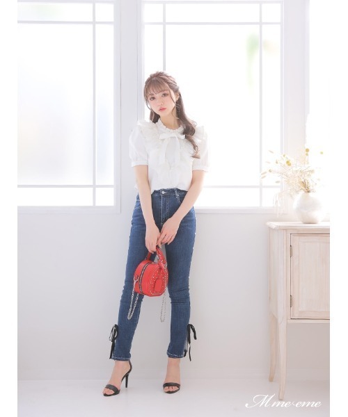 M me eme(エムミーエメ)の「Ribbon skinny denim (eme10128)(デニムパンツ・レディース・ブルー・XS)」の10枚目の写真