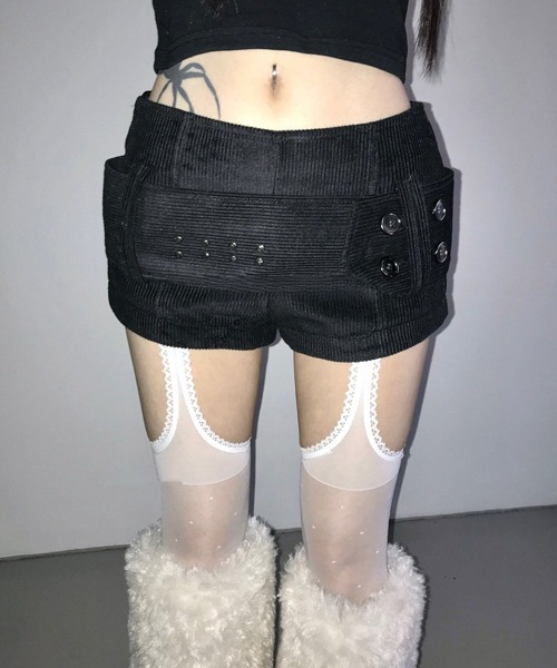 Ressaca(レサーカ)の「ベルト付きコーデュロイショートパンツ(その他パンツ・レディース・ブラック/ブラウン/オフホワイト・M)」の2枚目の写真