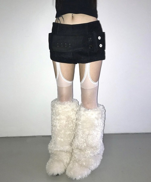 Ressaca(レサーカ)の「ベルト付きコーデュロイショートパンツ(その他パンツ・レディース・ブラック/ブラウン/オフホワイト・M)」の5枚目の写真
