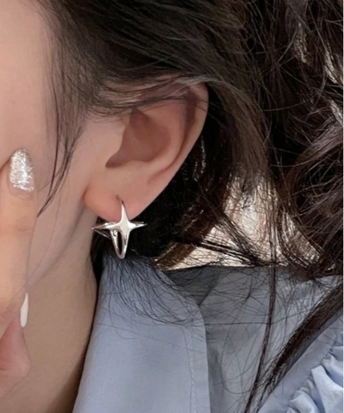 VIBGYOR（ヴィブジョー）の「【TUNE】四芒星ピアス（ピアス（両耳用）・レディース・シルバー/その他3/その他4・FREE）」の6枚目の写真