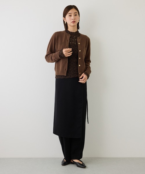 ROPE'(ロペ)の「カムイレースハイネックカットソー/イージーケア(Tシャツ/カットソー・レディース・ダークブラウン/ホワイト/ブラック・38)」の7枚目の写真