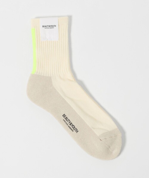 BEAUTY&YOUTH UNITED ARROWS(ビューティーアンドユースユナイテッドアローズ)の「バック ライン ソックス(ソックス/靴下・メンズ・オフホワイト/ブラック/ベージュ・FREE)」の2枚目の写真