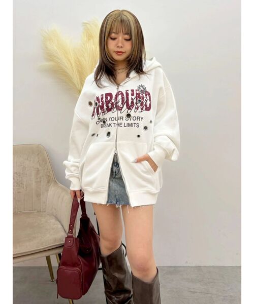 EVRIS(エヴリス)の「アイレットオーバーサイズパーカー(パーカー・レディース・ホワイト/ブラック/カーキ・FREE)」の19枚目の写真