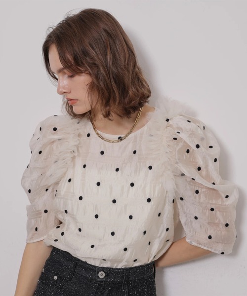 CADUNE(カデュネ)の「チュールフリルドットブラウス(シャツ/ブラウス・レディース・ブラックミックス/ブラック・38/36)」の3枚目の写真