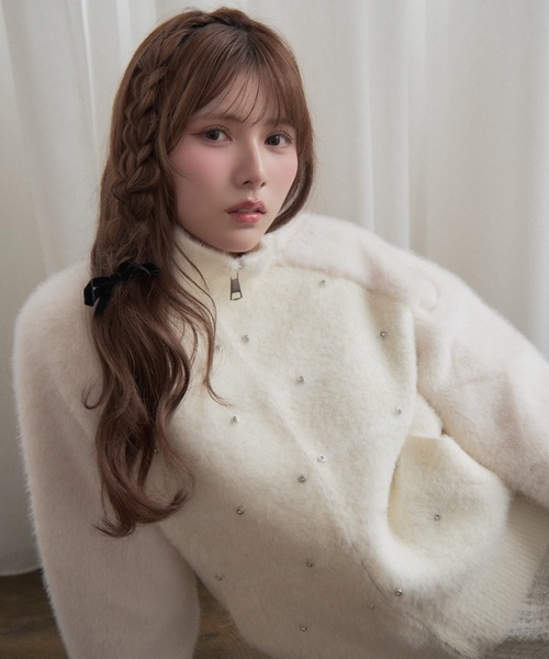 TITTY&CO.(ティティーアンドコー)の「ビジューシャギージップニット(カーディガン/ボレロ・レディース・ブラック/アイボリー/ベージュ・FREE)」の12枚目の写真
