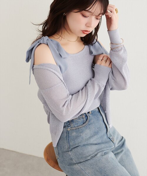 natural couture(ナチュラルクチュール)の「リボン付きラメリブタンク(ニット/セーター・レディース・ブラウン/ベージュ/サックスブルー/オフホワイト/ブラック・FREE)」の5枚目の写真
