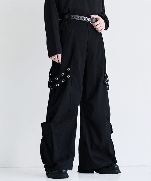 LILL（リル）の「ハイウエストコットンツイルドレープアイレットカーゴパンツ（カーゴパンツ・メンズ・ブラック/ブラック系1・S/XL/L/M）」の18枚目の写真
