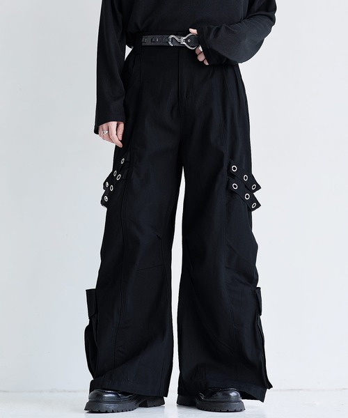 LILL（リル）の「ハイウエストコットンツイルドレープアイレットカーゴパンツ（カーゴパンツ・メンズ・ブラック/ブラック系1・S/XL/L/M）」の17枚目の写真
