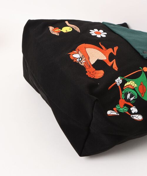 Looney Tunes（ルーニーテューンズ）の「【 LOONEY TUNES/NOSTALGICA 】 ルーニー・テューンズ/ノスタルジカ?トートバッグ Ｌ-size ＢＬ（トートバッグ・レディース・ナチュラル/ダークブルー・FREE）」の4枚目の写真