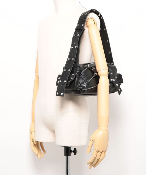 Desigual（デシグアル）の「Multi-zipper stud shoulder bag / マルチジッパースタッドショルダーバッグ（ハンドバッグ・レディース・ブラック・FREE）」の5枚目の写真