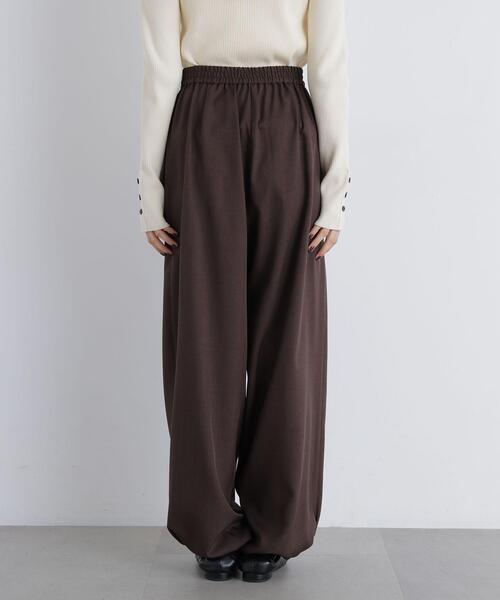 N.(N. Natural Beauty Basic)(エヌエヌナチュラルビューティーベーシック)の「バルーンパンツ(その他パンツ・レディース・ブラウン/オフホワイト・MEDIUM/SMALL)」の18枚目の写真