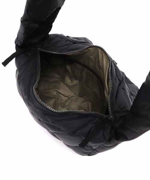 Spick & Span(スピックアンドスパン)の「《WEB限定 / 追加》TAION / タイオン MILITARY MESSENGER DOWN BAG-M(ショルダーバッグ・レディース・ブラック・FREE)」の7枚目の写真